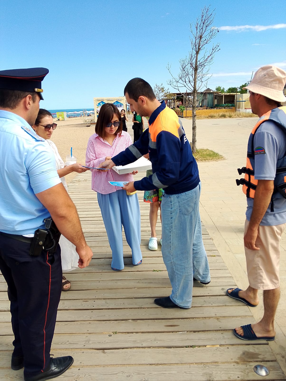 Безопасное поведение на водных объектах во время летнего отдыха 