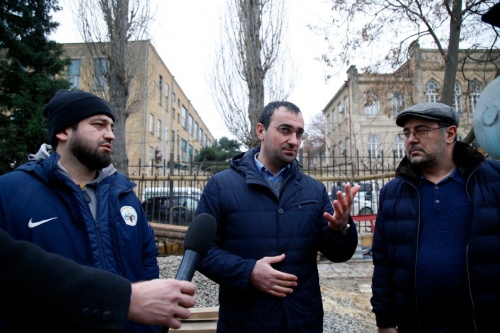 Рустамбек Пирмагомедов проинспектировал ход капитального ремонта средней общеобразовательной школы №3